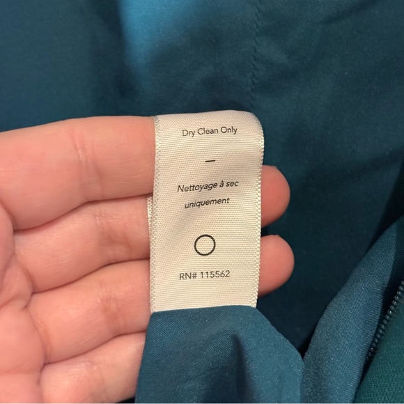 Likely Teal Leslie Trumpet Gown Size 2 - Picture 9 of 11